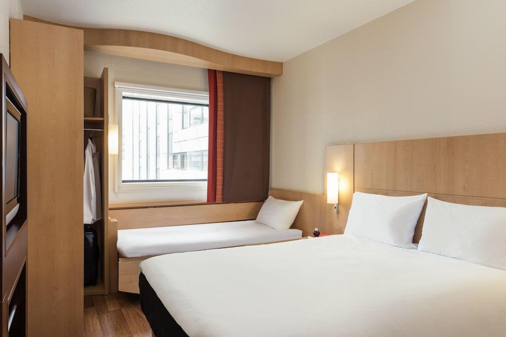 Отель Ibis Paris Pont De Suresnes Longchamp Экстерьер фото