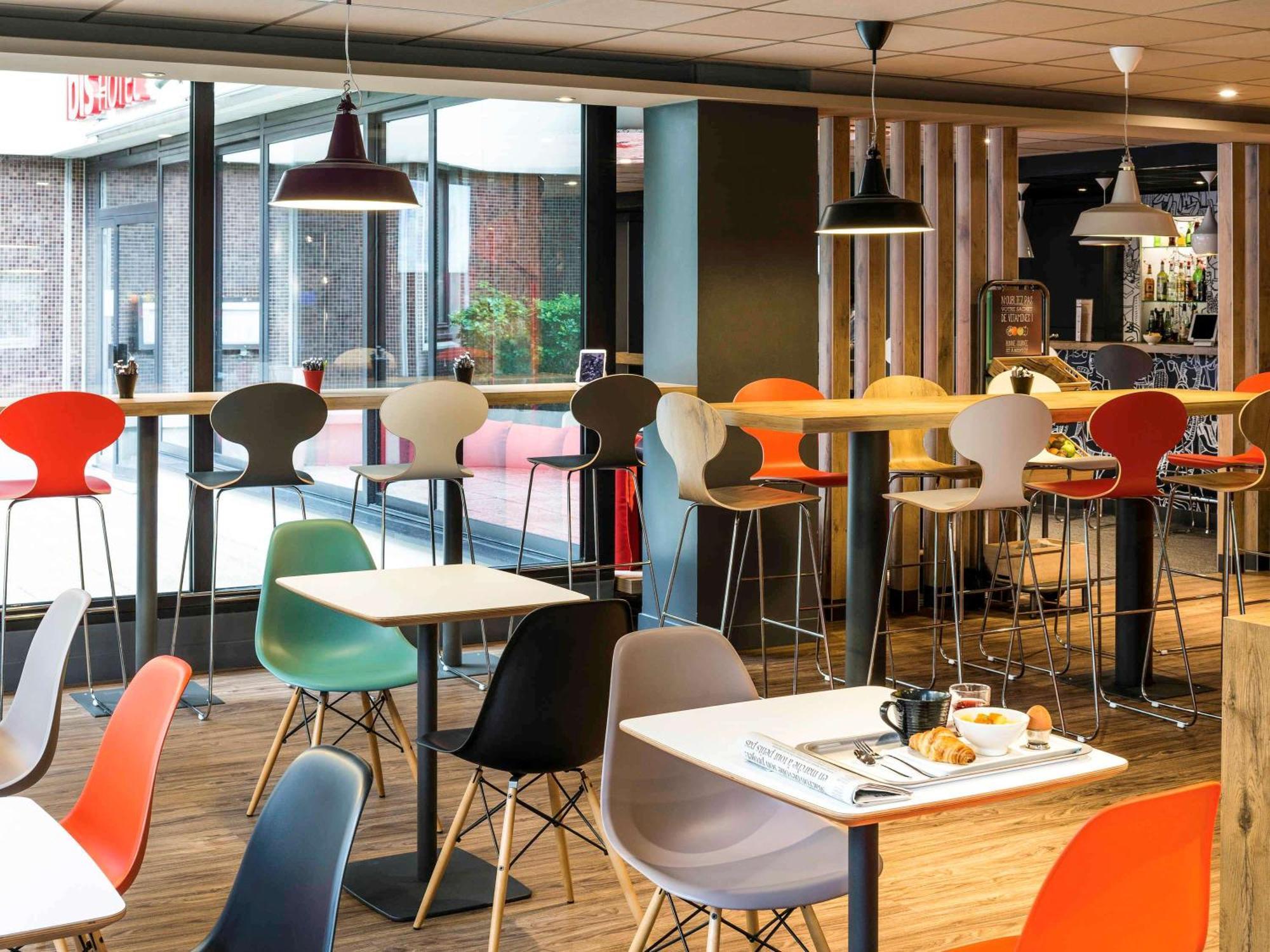 Отель Ibis Paris Pont De Suresnes Longchamp Экстерьер фото