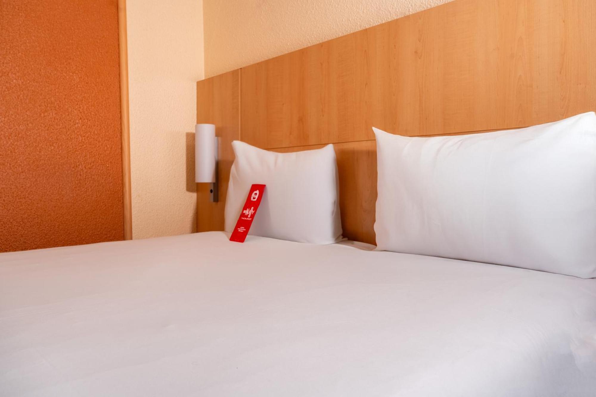 Отель Ibis Paris Pont De Suresnes Longchamp Экстерьер фото