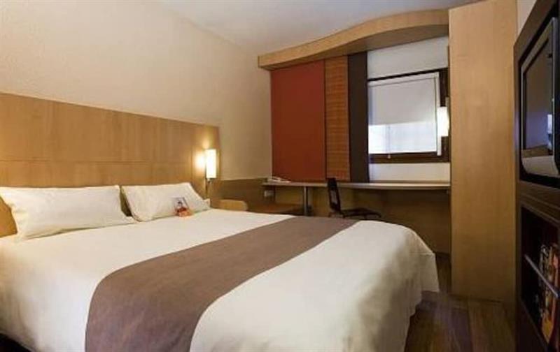 Отель Ibis Paris Pont De Suresnes Longchamp Экстерьер фото